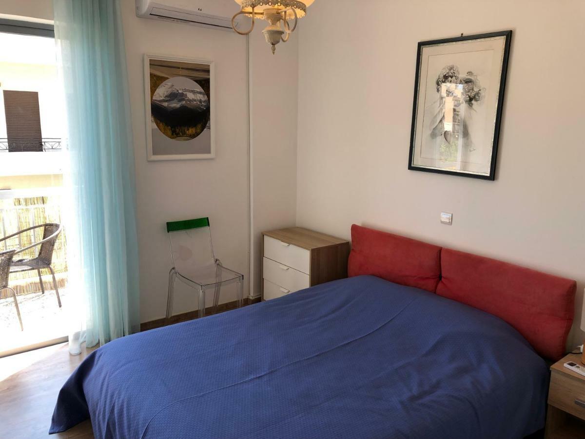 Metaxourgio Spacious Two Bedroom Apartment أثينا المظهر الخارجي الصورة