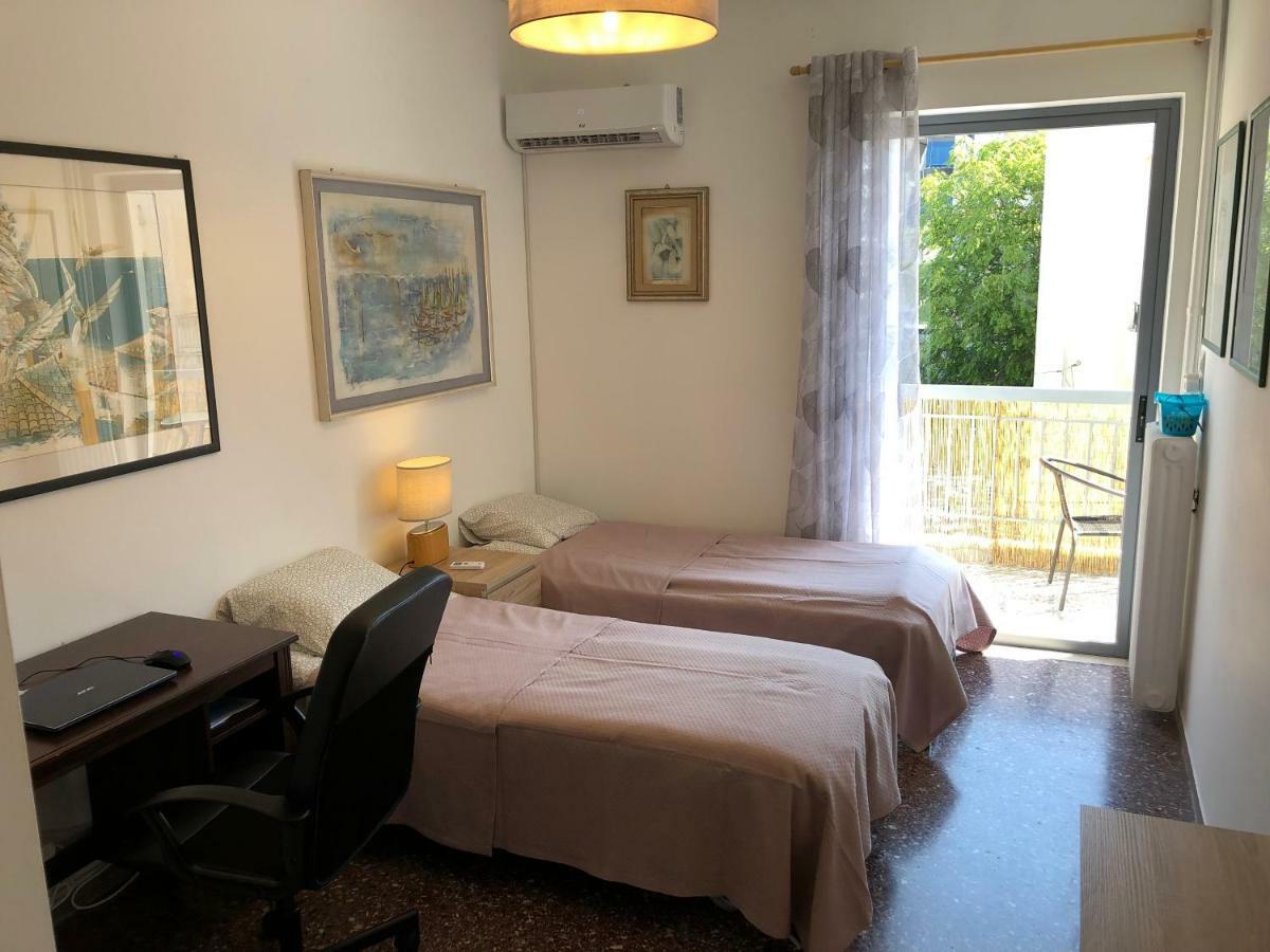 Metaxourgio Spacious Two Bedroom Apartment أثينا المظهر الخارجي الصورة