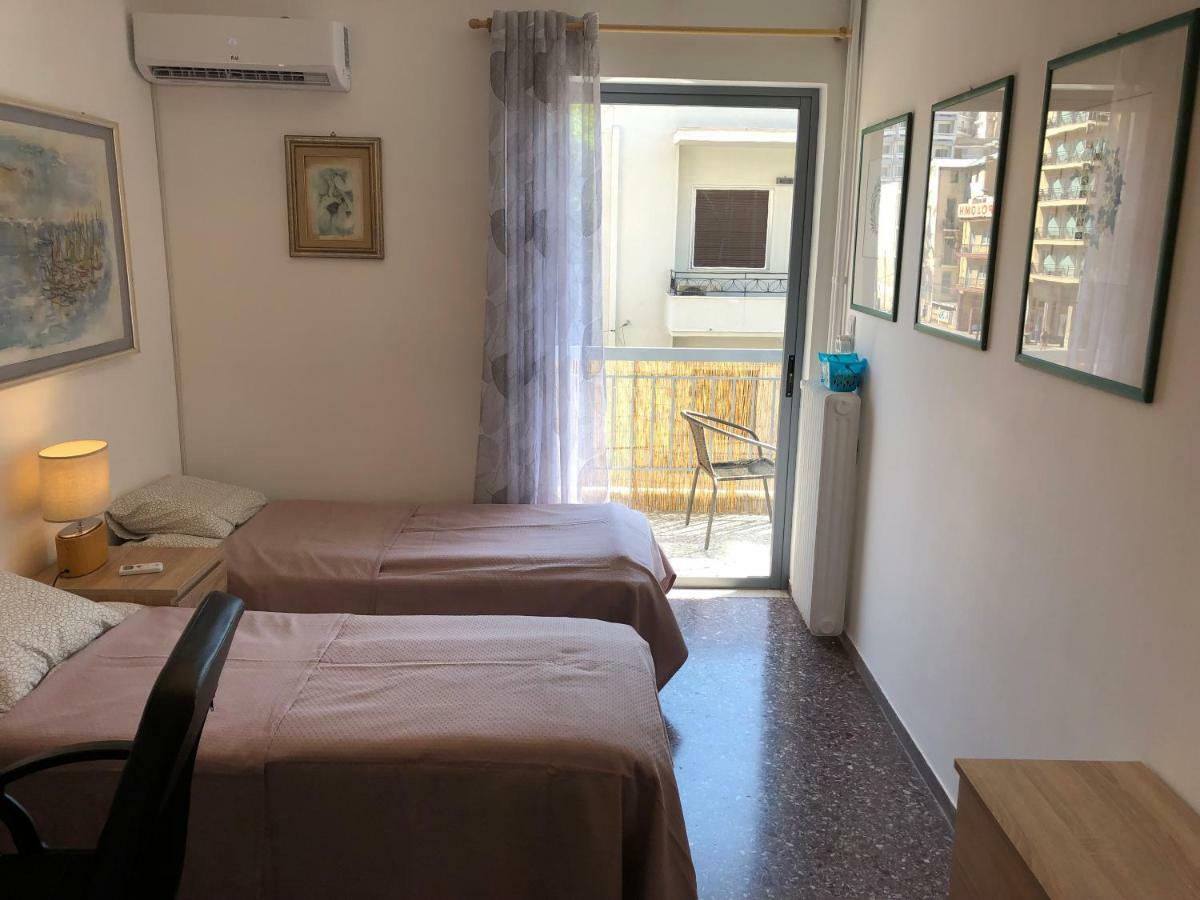 Metaxourgio Spacious Two Bedroom Apartment أثينا المظهر الخارجي الصورة