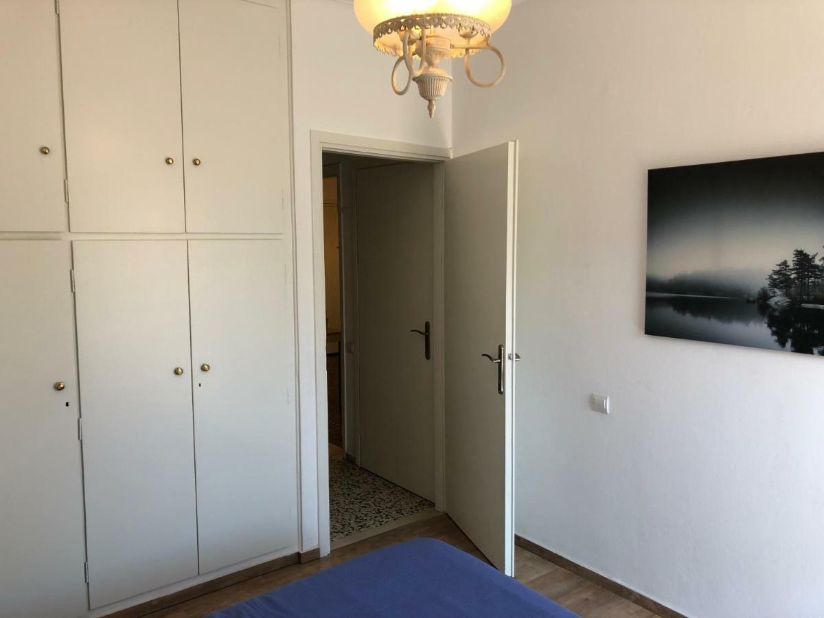 Metaxourgio Spacious Two Bedroom Apartment أثينا المظهر الخارجي الصورة