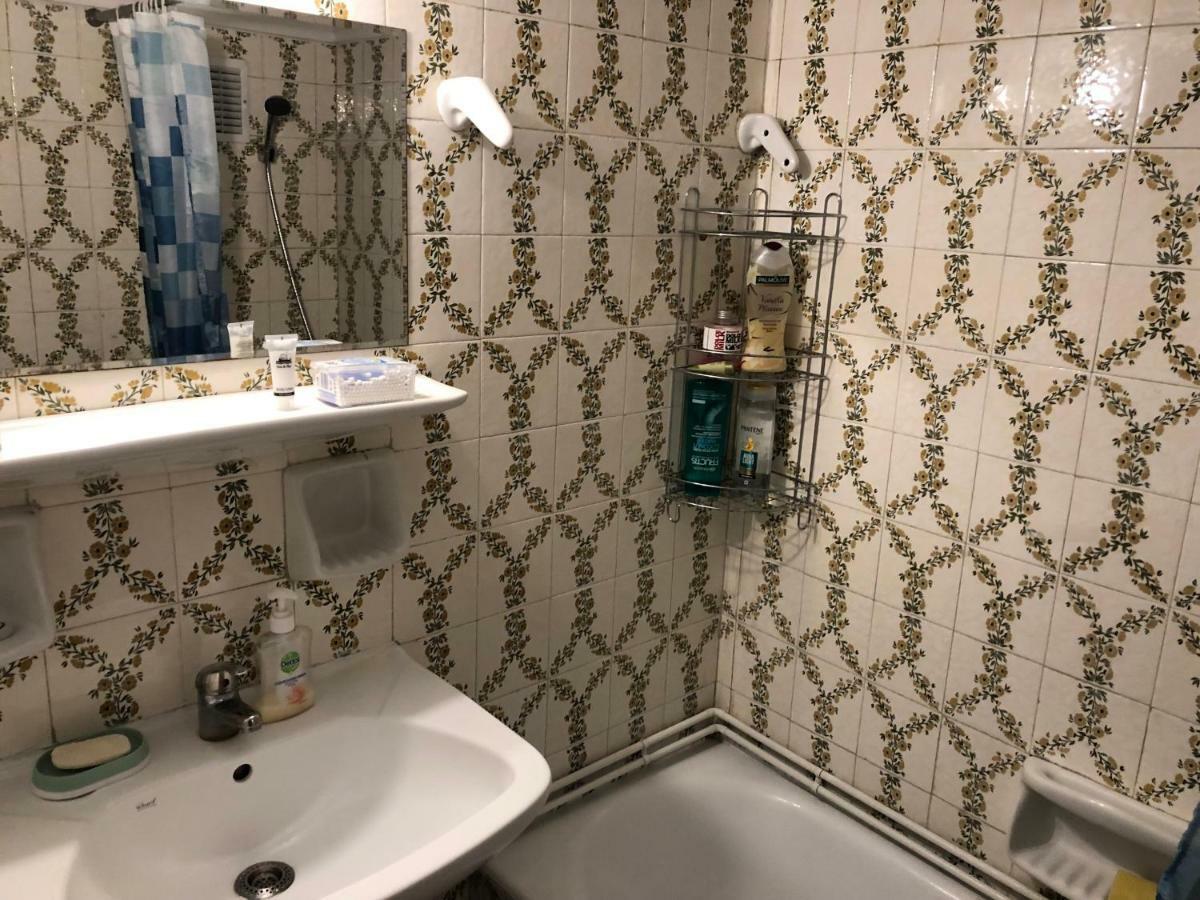 Metaxourgio Spacious Two Bedroom Apartment أثينا المظهر الخارجي الصورة